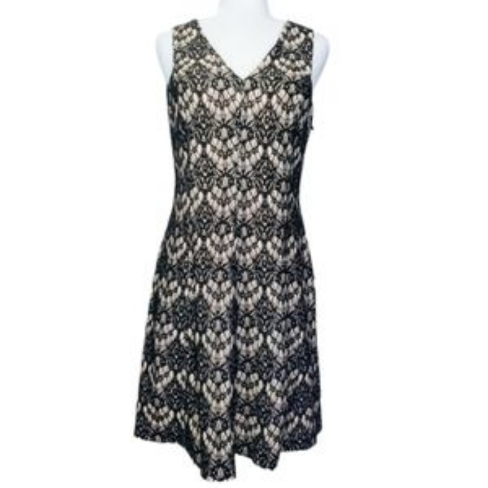🆕️Kensie Women's Bonded Scalloped Lace Dress❤️